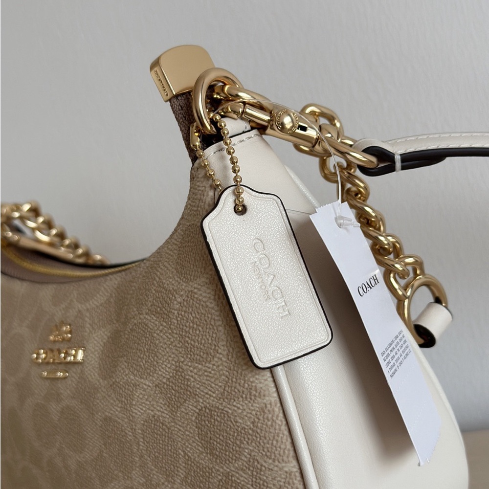 Coach Signature Hobo Shoulder Bag in Chalk/White with Gold Hardware - Picture 6 of 9